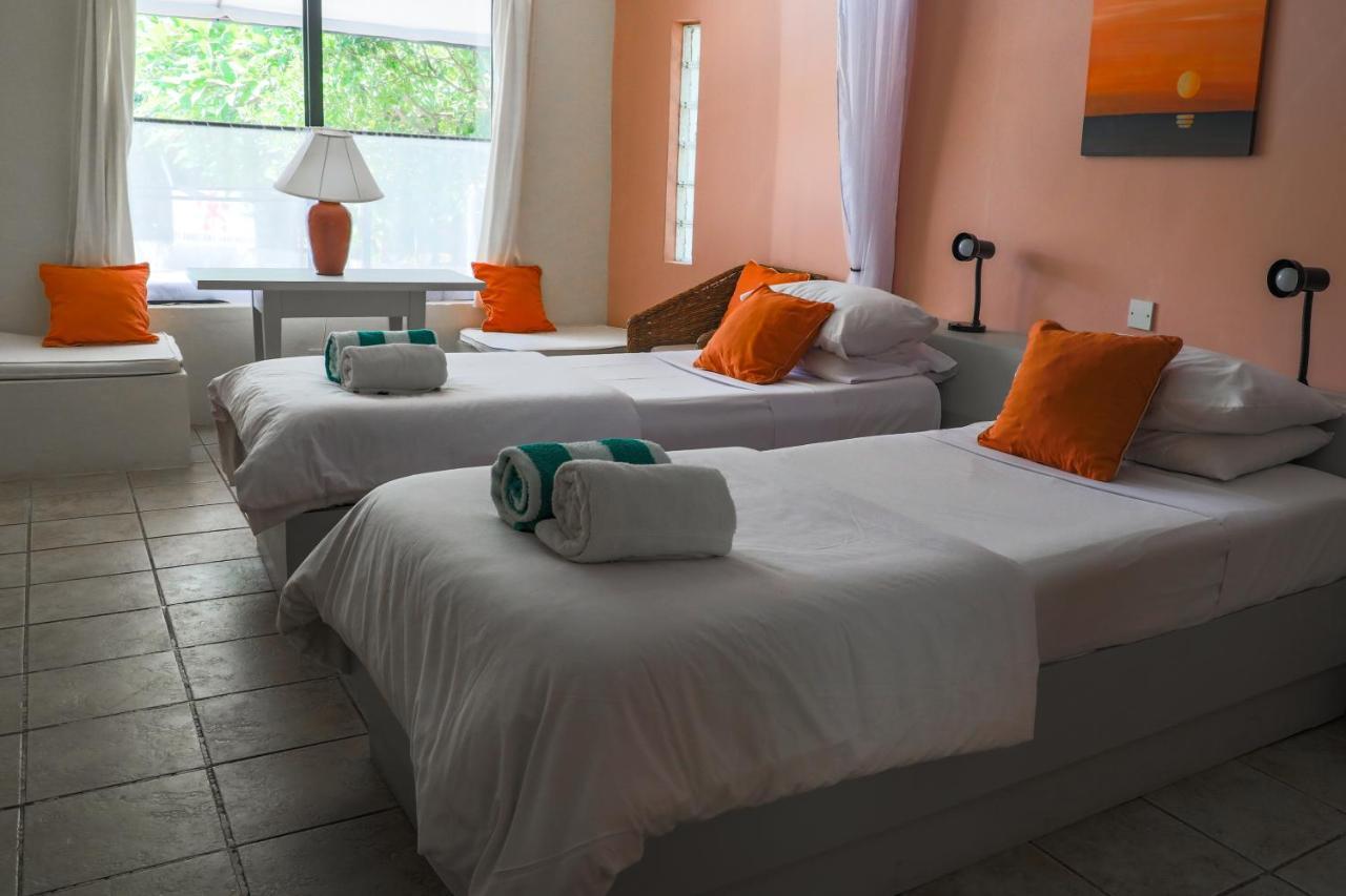 Flamboyant Diani Bed and breakfast 4*