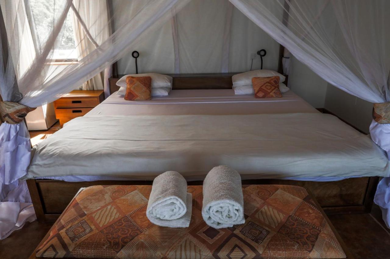 Bed and breakfast Flamboyant Diani 4*
