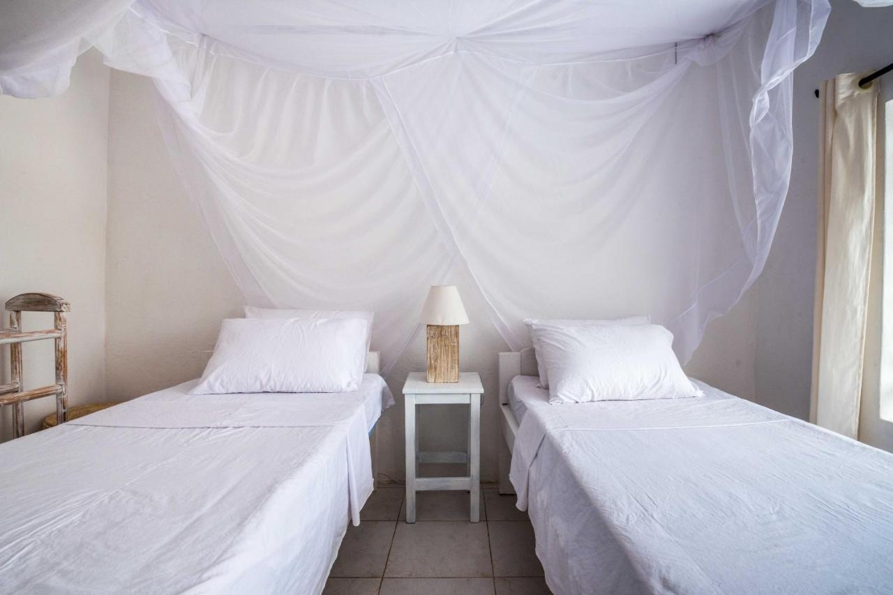 Bed & Breakfast Flamboyant Diani 4*